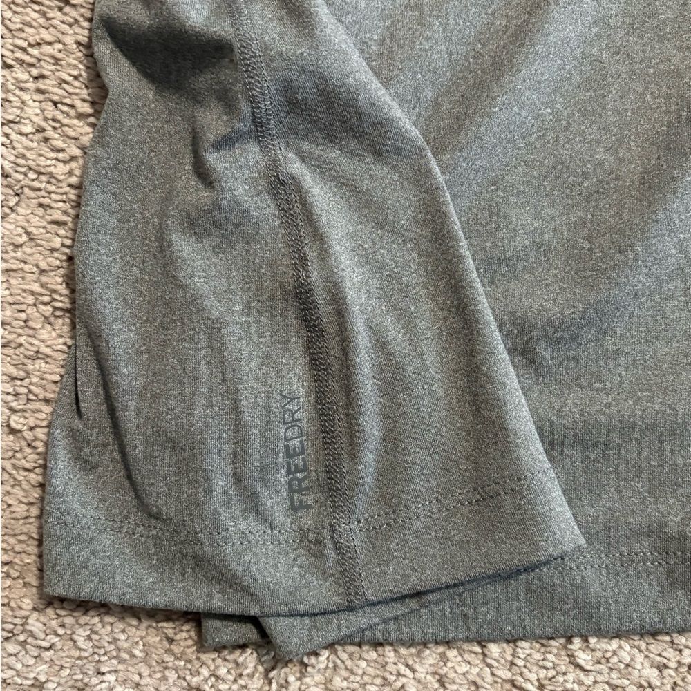 Eddie Bauer Free Dry Women’s Grey Racerback Tank Size Medium - Picture 3 of 4